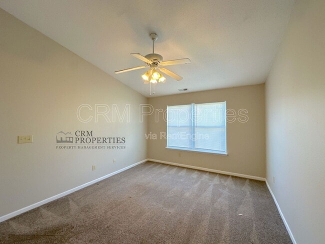 Building Photo - 4011 Highland Springs Dr