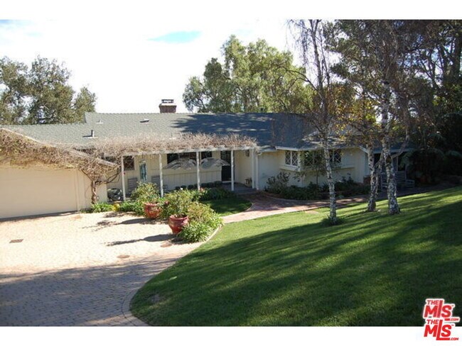 Primary Photo - 29507 Harvester Rd