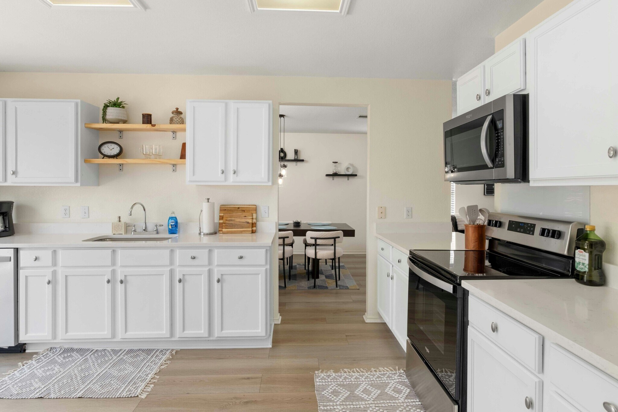 Building Photo - 8513 Kansas River Dr