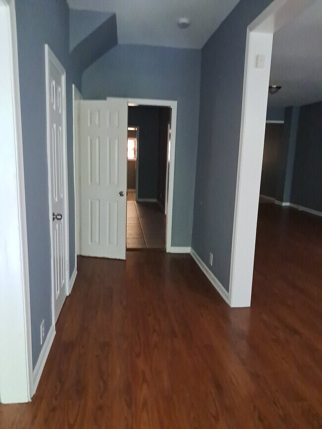 Building Photo - 3308 Gwynns Falls Pkwy