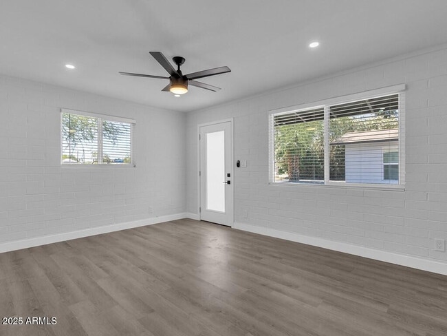 Building Photo - 3116 N 39th St