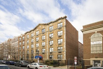 Building Photo - The Sophia Apartments