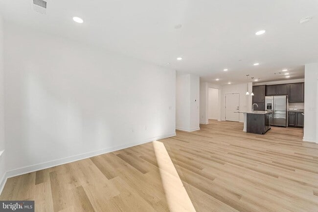 Building Photo - 21731 Dovekie Ter