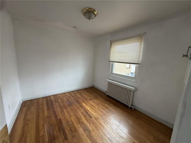 Building Photo - 5839 Darlington Rd