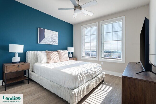 Building Photo - 300 E Broad St