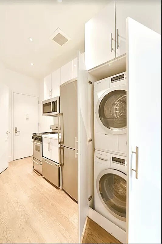 Building Photo - 99 Allen Street