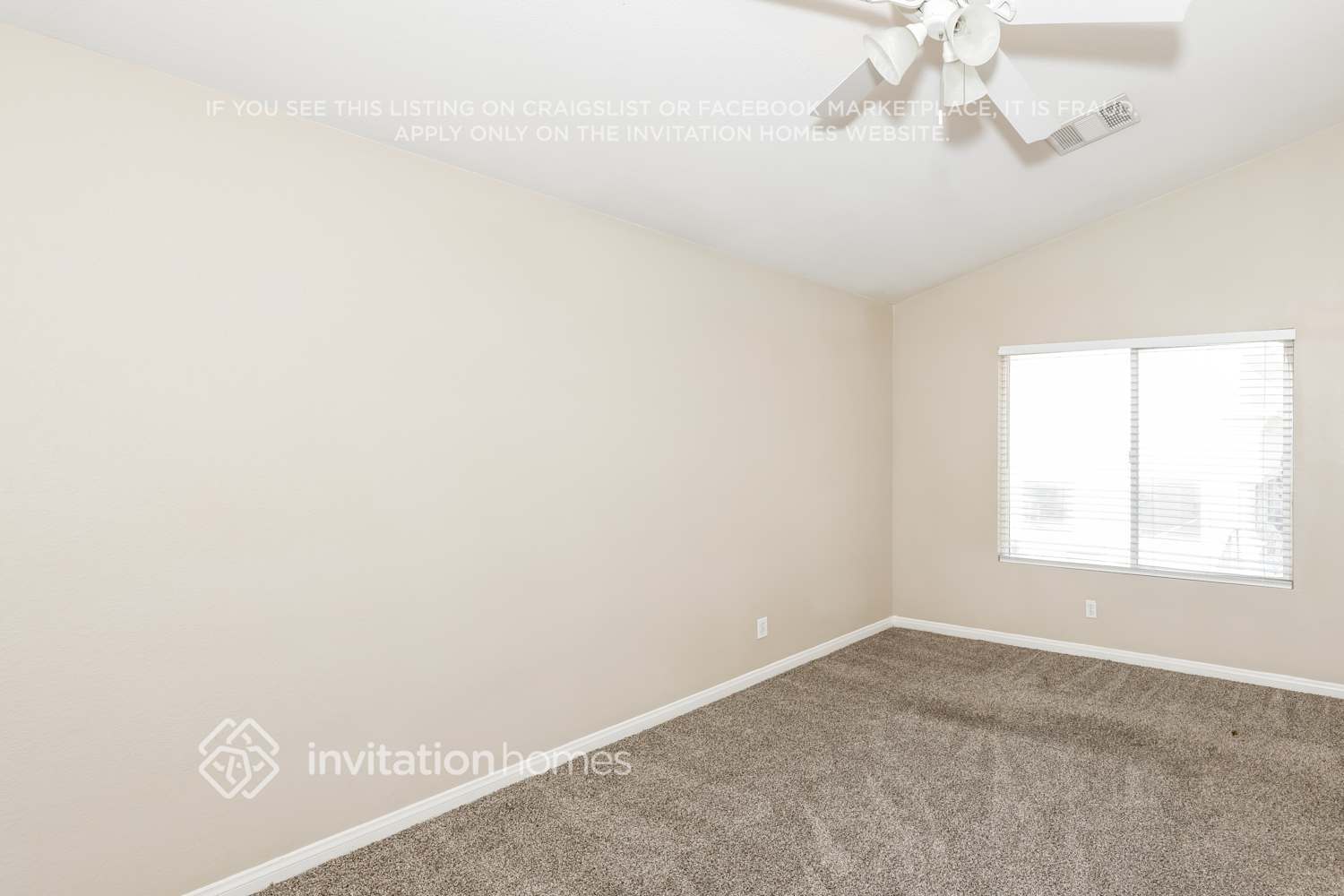 Building Photo - 8428 Opal Splendor Ave