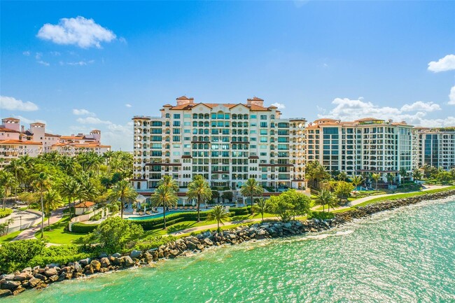 Building Photo - 7154 Fisher Island Dr