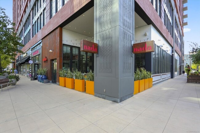 Building Photo - 11415 Commonwealth Dr