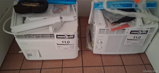 Building Photo - 66 Monsey Heights Rd