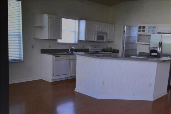 Building Photo - 4727 Corsage Dr