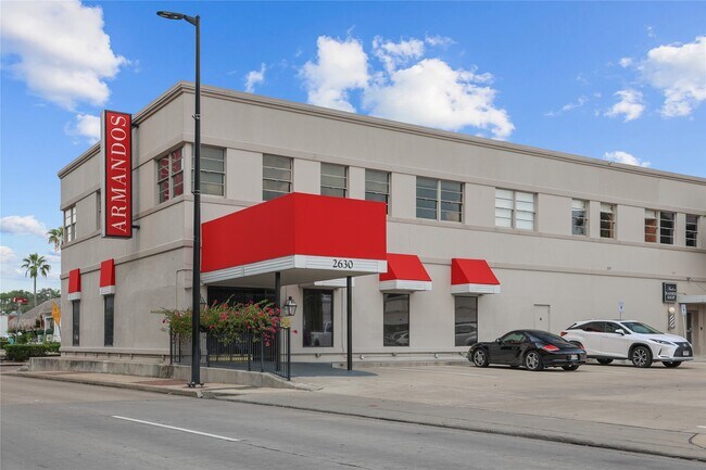 Building Photo - 2701 Westheimer Rd