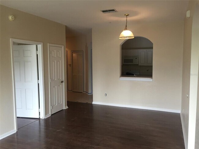 Building Photo - 1212 S Hiawassee Rd