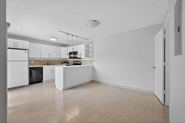 Building Photo - 3312 Spanish Wells Dr