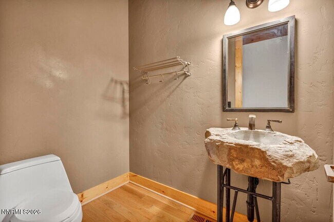 Building Photo - 54 Bennington Ct