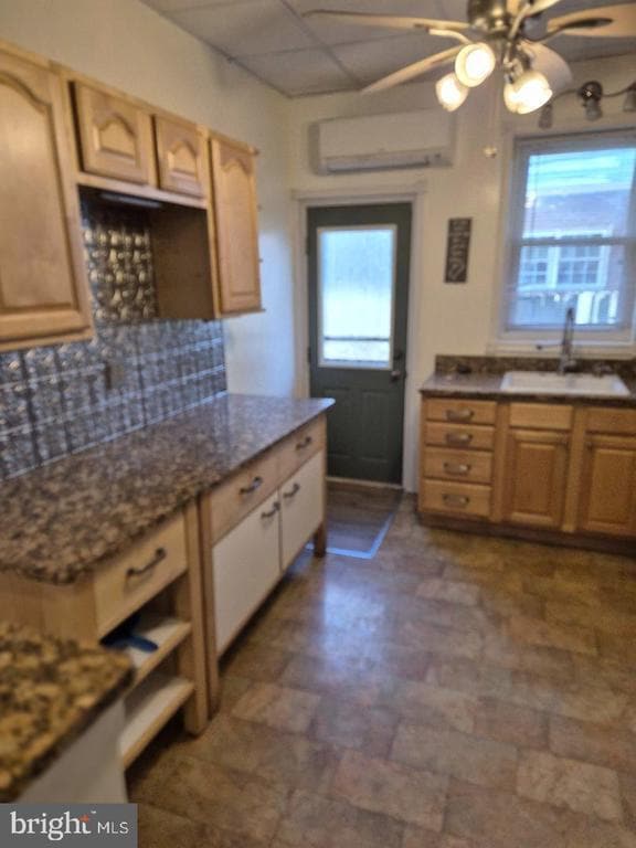 Building Photo - 2417 S Opal St