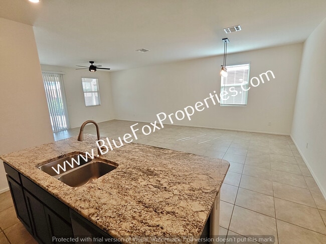 Building Photo - 7860 N Scholes Ave