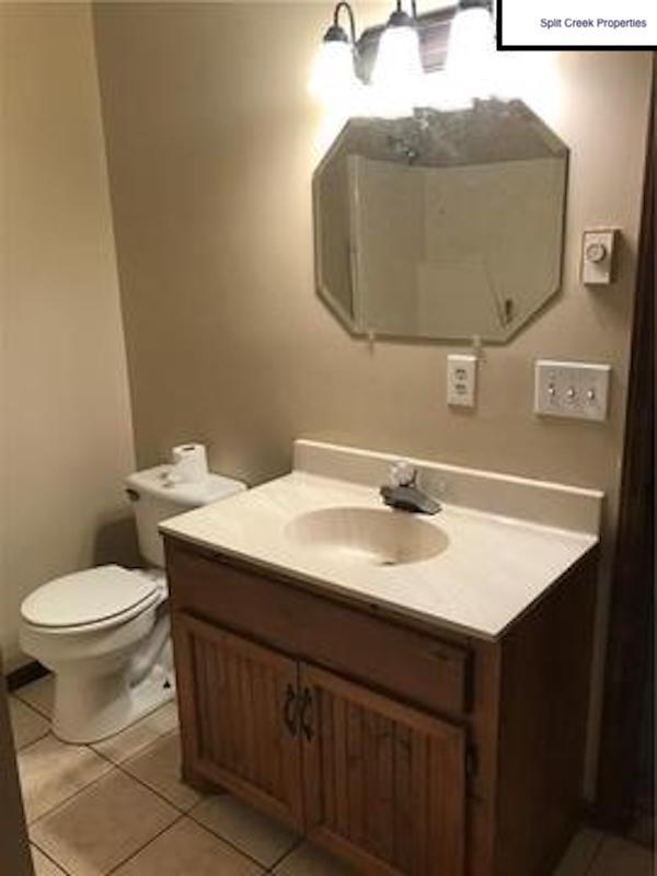 Building Photo - 138 Cameron Ter