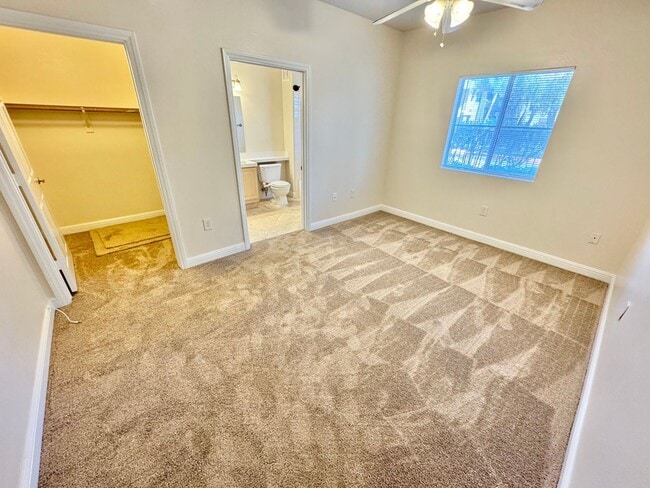 Building Photo - Inviting Condo with Open Floor Plan in Southwest Las Vegas