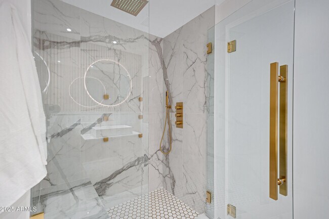 Building Photo - 7167 E Rancho Vista Dr