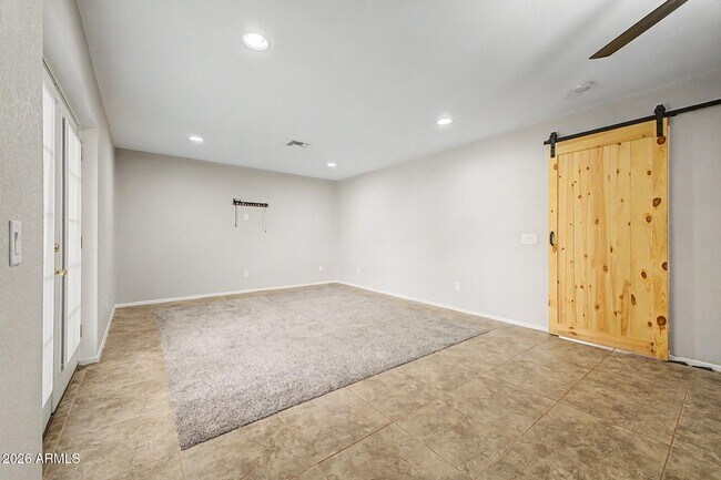 Building Photo - 2629 N 73rd Pl