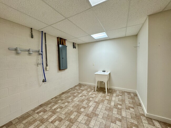 Building Photo - 106 Chota Landing Dr