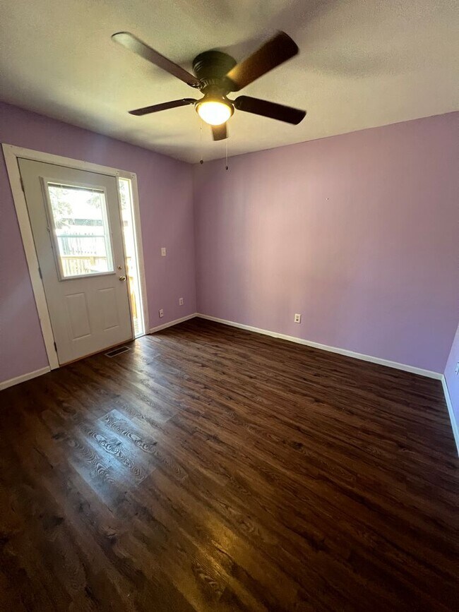 Building Photo - 81-83 Amherst