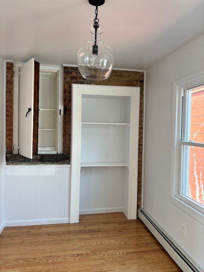 Building Photo - 5 Union St