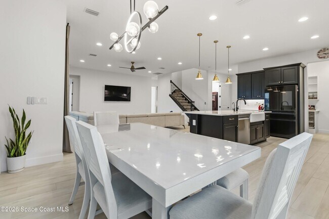 Building Photo - 3256 Kamin Dr
