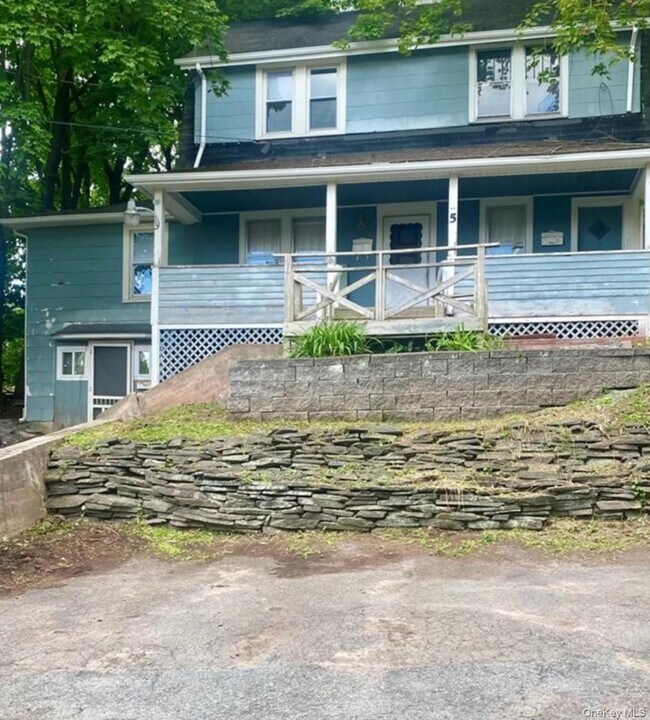 Building Photo - 5 Hadden Pl