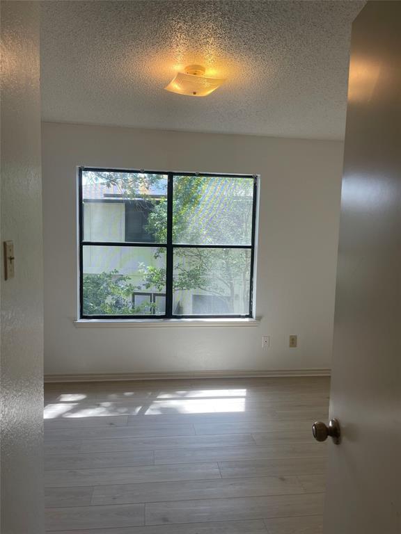Building Photo - 6610 Windrift Way
