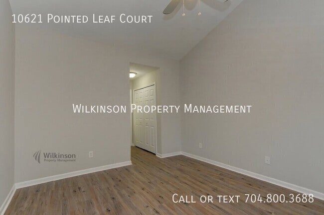 Building Photo - 10621 Pointed Leaf Ct