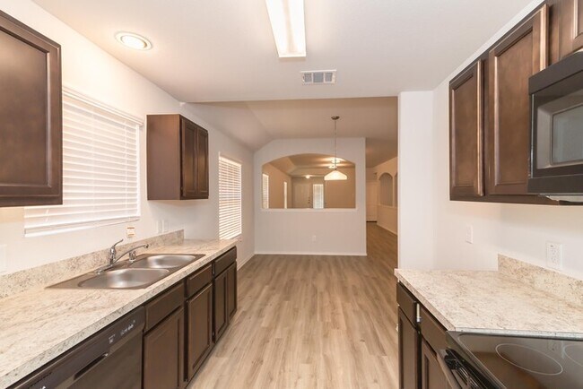 Building Photo - 24414 Veratti Ln