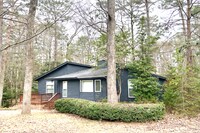 Building Photo - SERENE WOODLAND ESCAPE IN HARBISON
