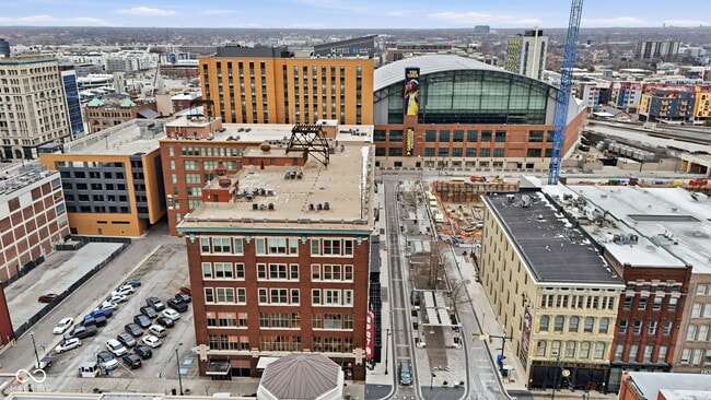 Building Photo - 141 S Meridian St