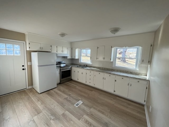 Kitchen - 163 Duke Rd