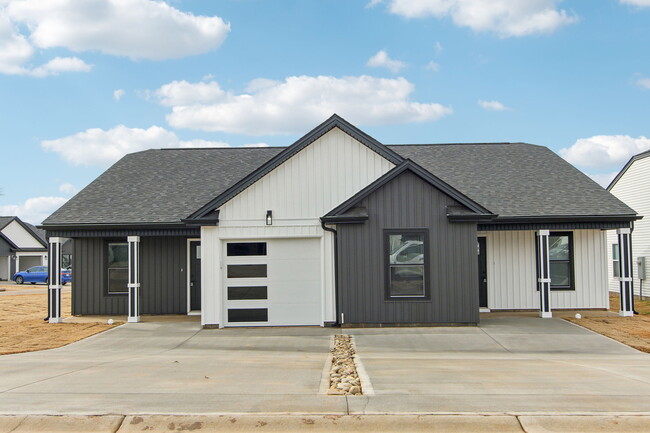 Building Photo - 4039 Cedar Fls Ln