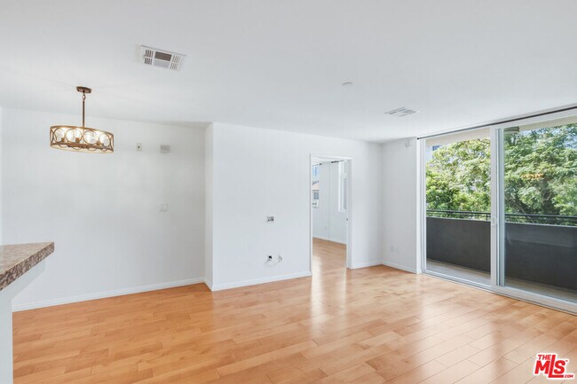Building Photo - 12222 Wilshire Blvd