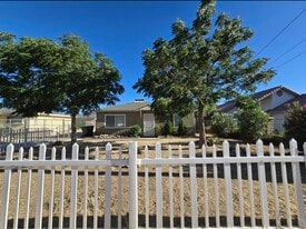 Building Photo - 4124 W Avenue L6