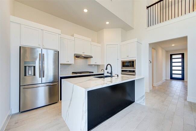 Building Photo - 13118 Verde Oaks Trl