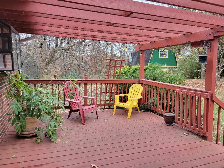 Building Photo - 2726 Riverside Rd