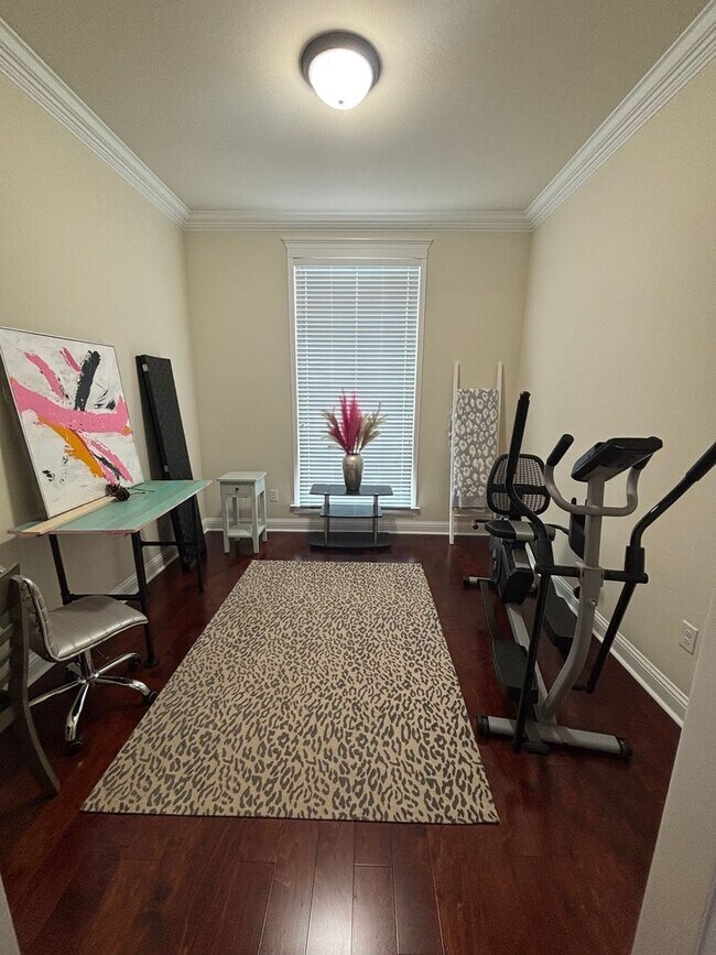 Building Photo - Beautiful 3 Bedroom home in Lucian Fields