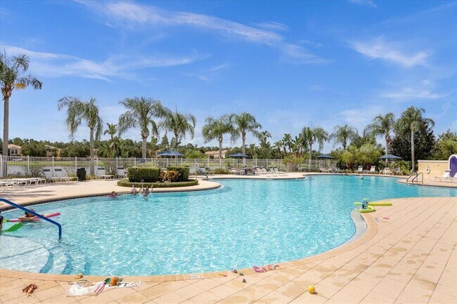 Building Photo - 12223 Pescara Ln