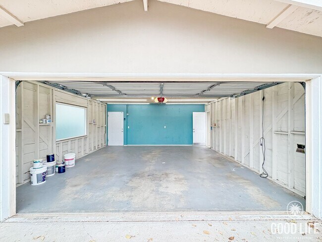 Building Photo - Great 3B/2BA House in San Marcos!
