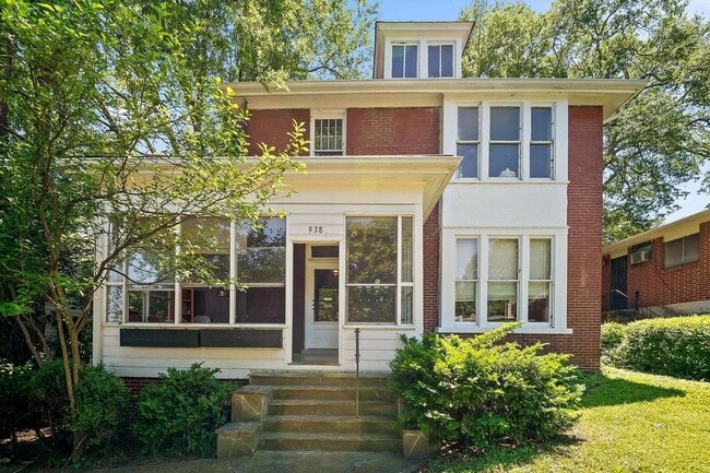 Building Photo - 938 Fort Wood St