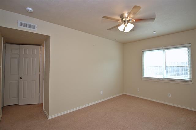 Building Photo - 3816 Hackberry Ln
