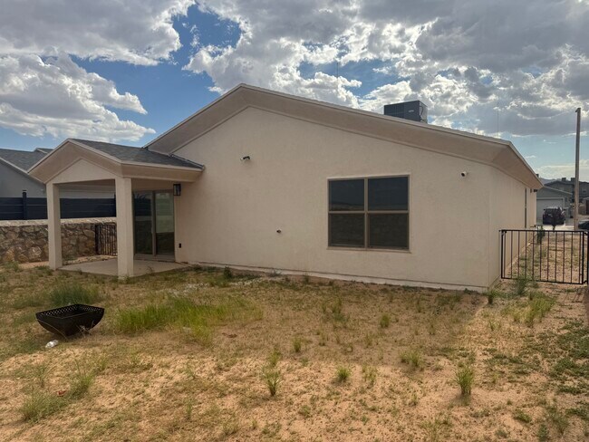 Building Photo - 12528 Polo Norte Dr