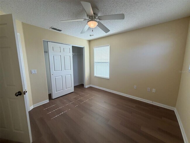 Building Photo - 256 Canna Dr