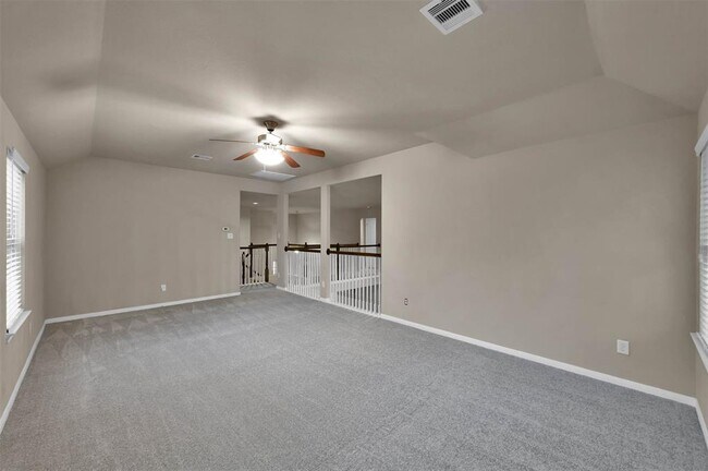 Building Photo - 2458 Garden Falls Dr