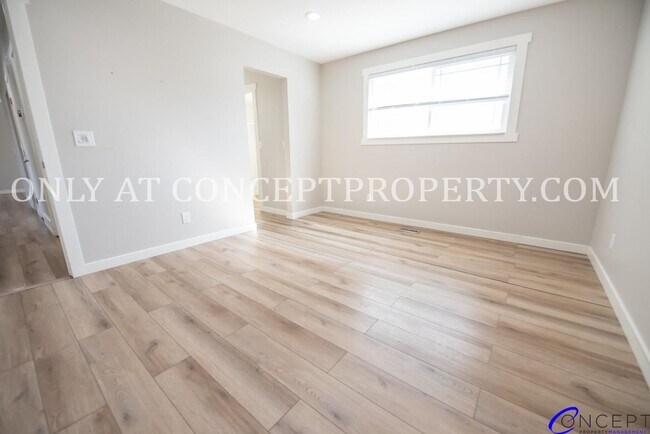 Building Photo - 3733 S 5080 W